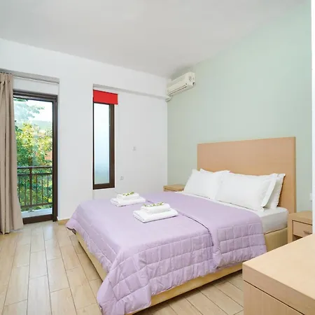 Ξενοδοχείο Esperia *