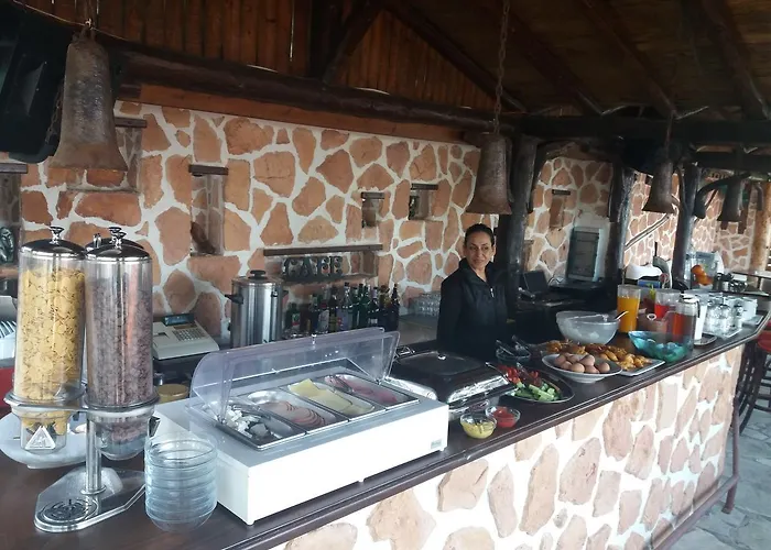 Hotel Esperia Pefkari